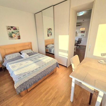 Ferienwohnung Apartman Dream Belvil Belgrad Exterior foto