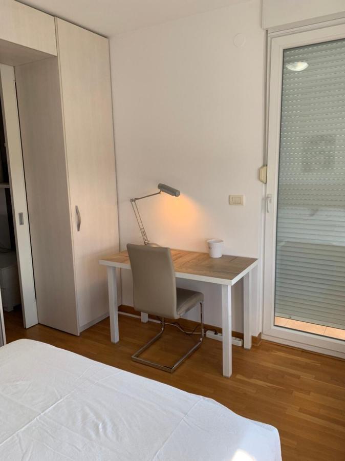 Ferienwohnung Apartman Dream Belvil Belgrad Exterior foto