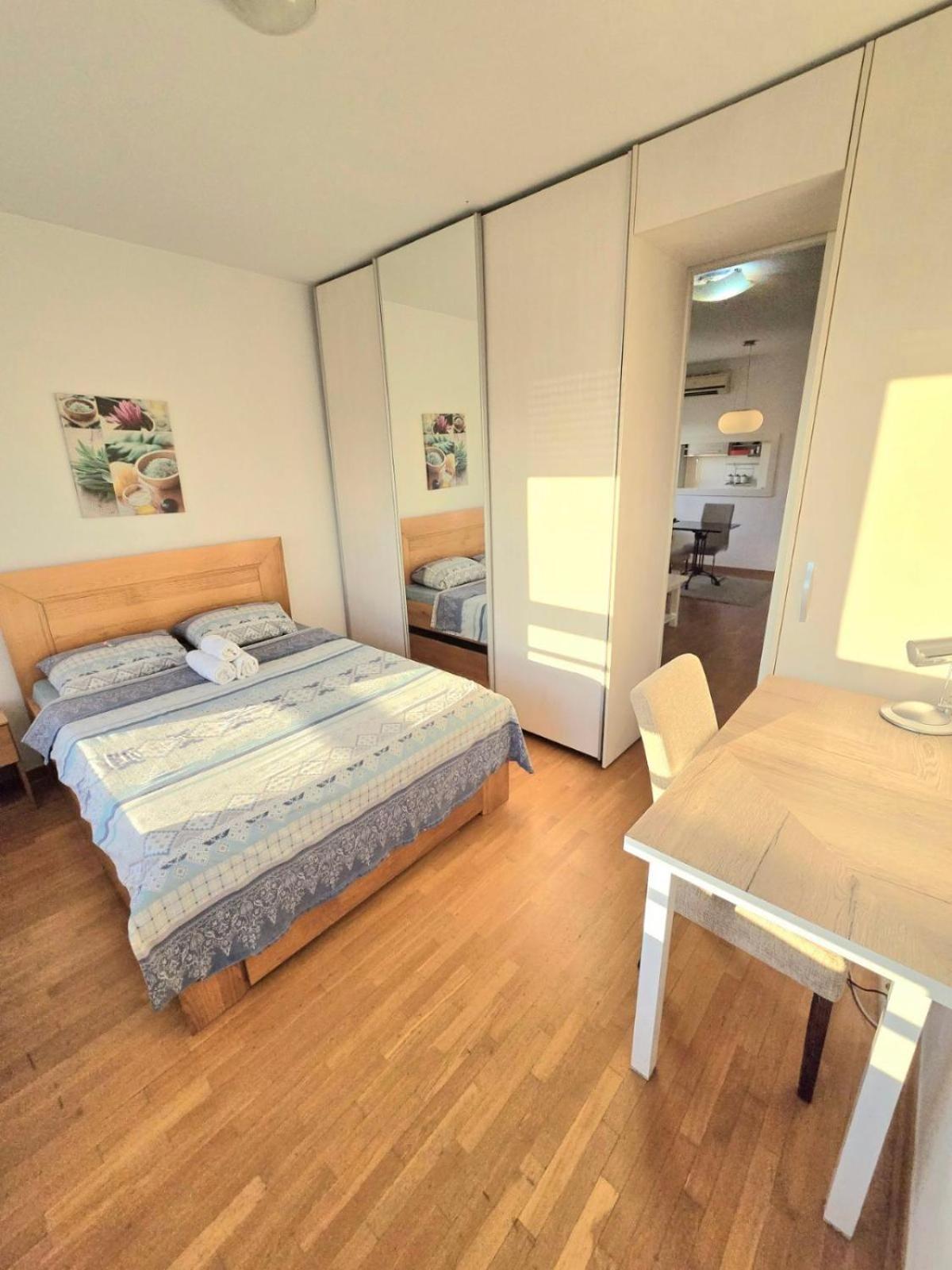 Ferienwohnung Apartman Dream Belvil Belgrad Exterior foto